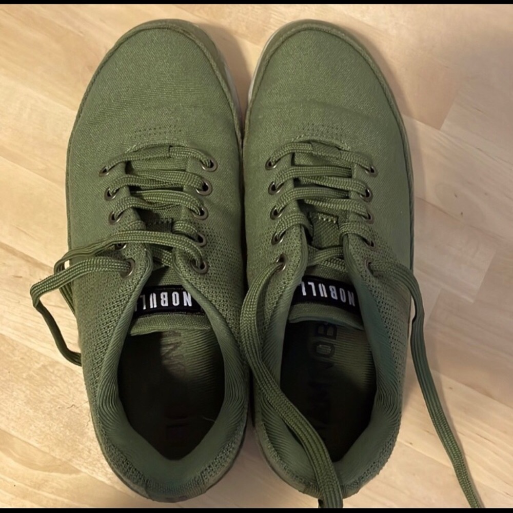 No Bull Project women’s lifting canvas shoe